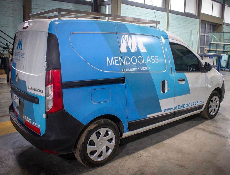 Mendoglass vidrio y acero